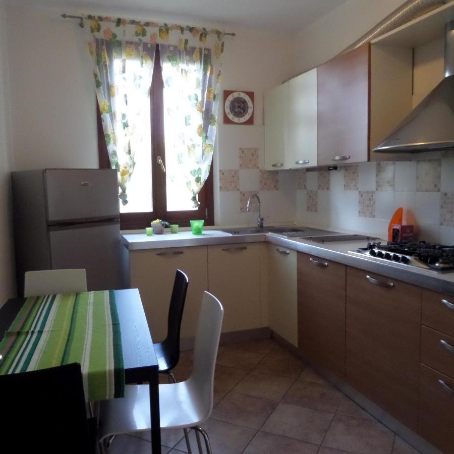 La Locanna Hotel Serramazzoni Buitenkant foto