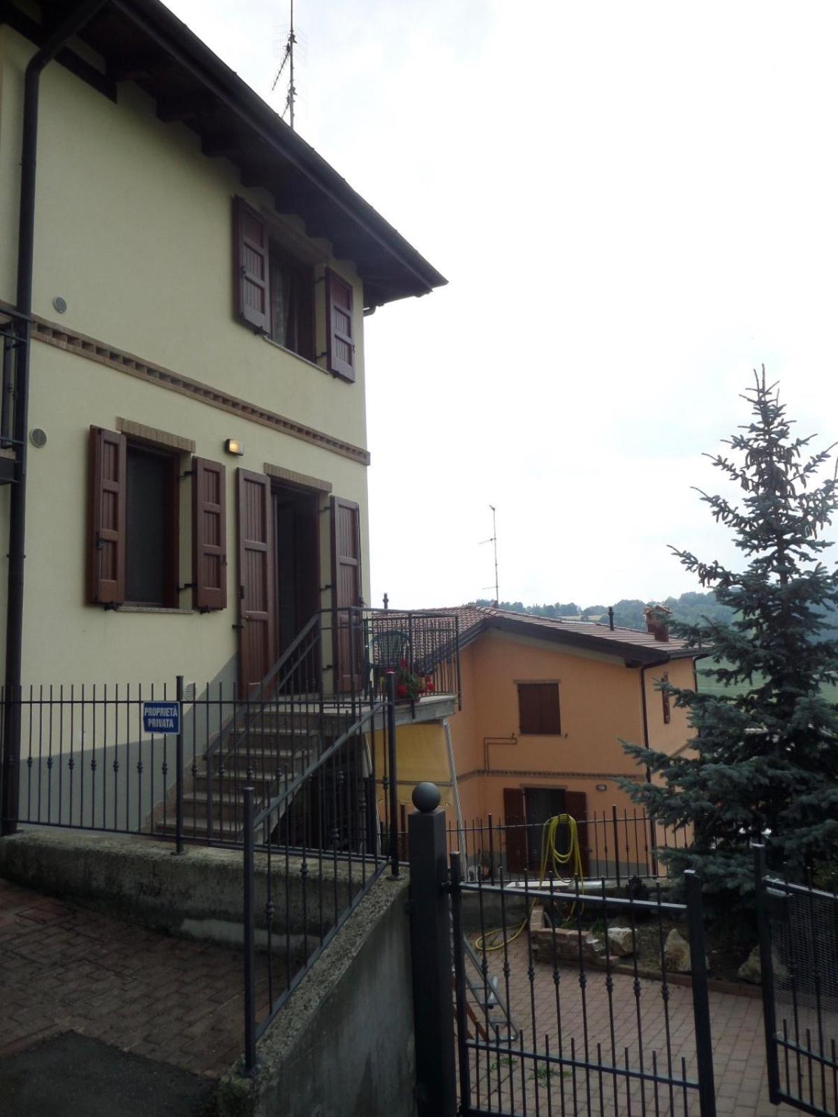 La Locanna Hotel Serramazzoni Buitenkant foto