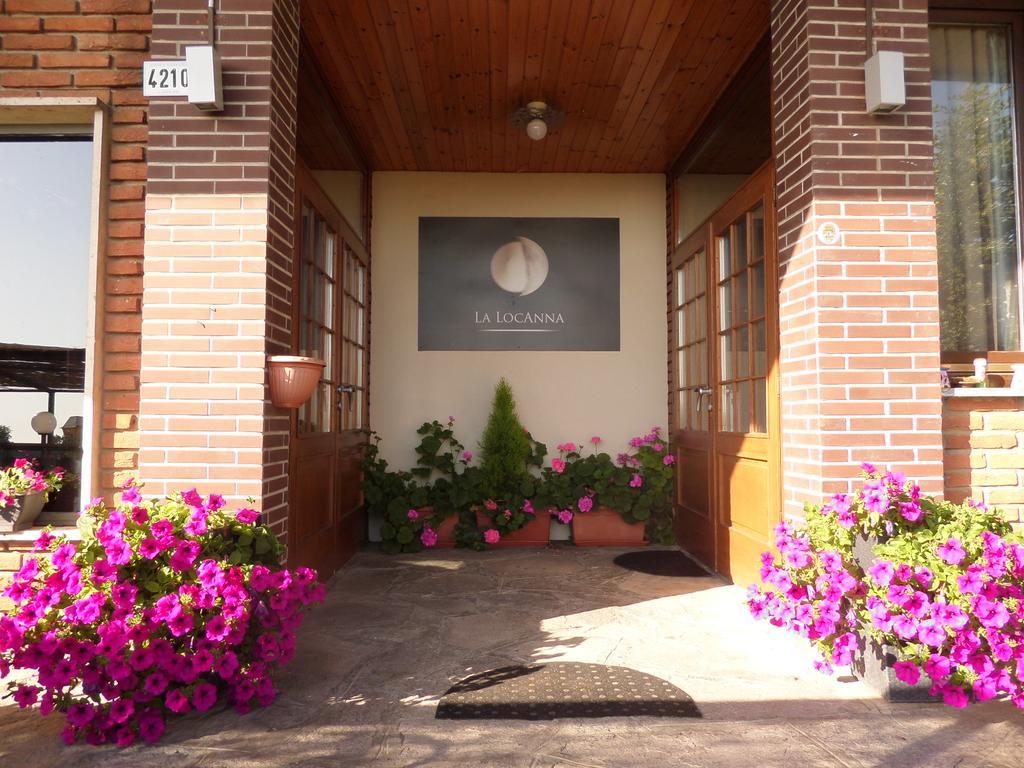 La Locanna Hotel Serramazzoni Buitenkant foto